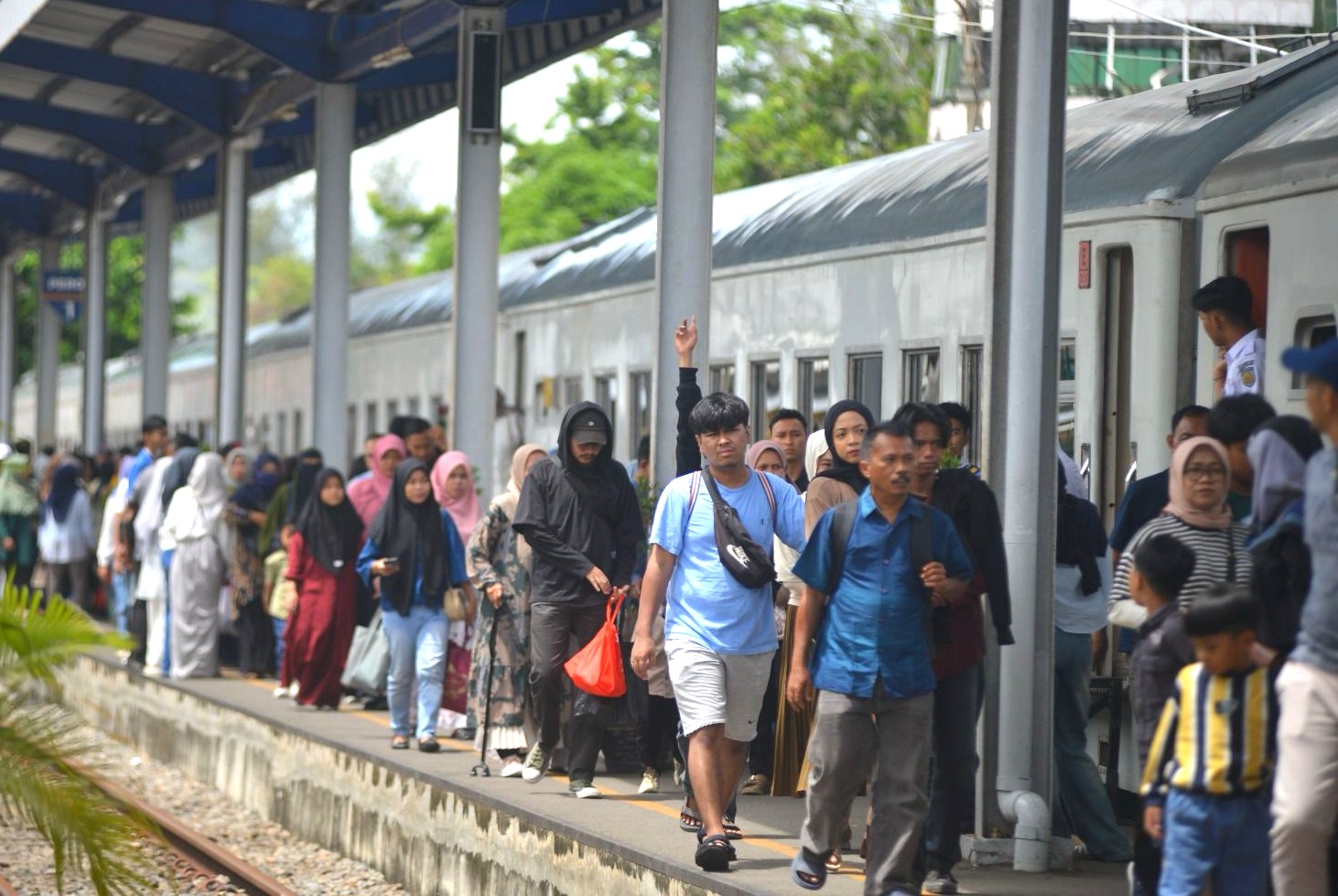 16.125-penumpang-gunakan-ka-pariaman-ekspres-selama-libur-kemerdekaan