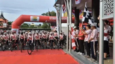 gowes-parade-merah-putih-sumbar:-perkokoh-persatuan-dan-semangat-kemerdekaan