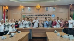 dewan-pendidikan-dukung-disdik-sumbar-upayakan-gedung-guru.