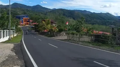 jalan-provinsi-rusak-di-sawahlunto-sudah-dikerjakan-tahun-ini