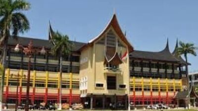 kursi-pejabat-eselon-ii-bergeser,-mahyeldi-lakukan-job-fit-di-jajaran-pemerintah-provinsi