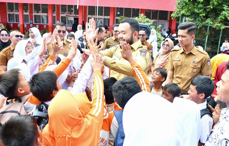 program-padang-juara-perkuat-sarpras-pendidikan-di-kota-padang