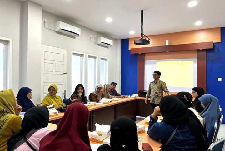 rumah-bumn-padang-panjang-tingkatkan-kapasitas-umkm-dengan-literasi-keuangan