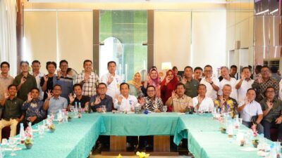 pemkab-tanah-datar-bank-nagari-berkolaborasi-dan-bersinergi-dengan-pengusaha-muda-riau-membangun-daerah