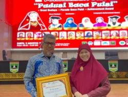 Hj. Nevi Zuairina Terima “Limpapeh Achievement Award” dari Hamas, Apresiasi Kiprah Perempuan Minang