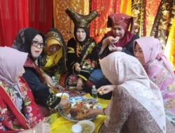 Uniknya Pengukuhan KBRG Kepri, Gunakan Prosesi Adat dan Tradisi Makan Bajamba