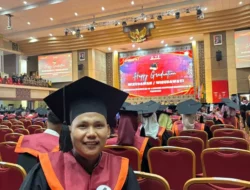 Akhirnya, si Anak Tarusan Itu Jadi Sarjana