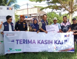 Hj. Nevi Zuairina Salurkan Bantuan CSR PT KAI untuk Revitalisasi Jembatan di Kasang Batang Anai