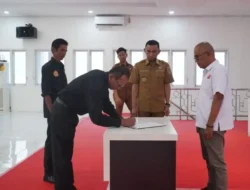 Pesan Tegas Almudazir Saat Melantik Pengurus PJKIP Padang Panjang