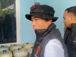 Sidak SPBU, Direskrimsus Polda Sumbar Temukan Gudang Penimbunan Solar Subsidi untuk Tambang Ilegal