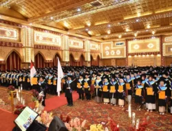 Wisuda 1.408 Lulusan, Rektor UPI YPTK Dorong Alumni Jadi Solusi Nyata bagi Masyarakat