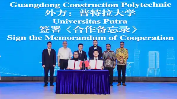 Delegasi Universitas Putra Indonesia YPTK Padang menghadiri China-Indonesia Talent Cultivation Presidents Forum di Guangdong, Tiongkok, sebagai bagian dari penguatan kerja sama internasional yang membuka peluang kuliah, riset, joint degree, dan magang industri bagi mahasiswa.