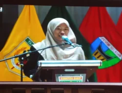 Tanpa Gaji, Tetap Mengajar dan Mengaji: Kisah Rabiatul, Guru Mualaf di Ujung Siberut