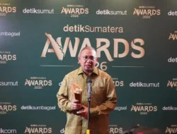 Terima Penghargaan Tokoh Pembangunan, Andre Rosiade Tegaskan Komitmen Majukan Sumatera Barat