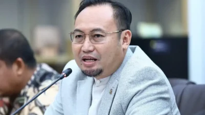 Rahmat Saleh Dorong Maskapai Lindungi Konsumen di Tengah Bencana