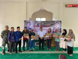 Muslim M Yatim Salurkan Bantuan Sembako untuk Korban Banjir di Koto Tangah Padang